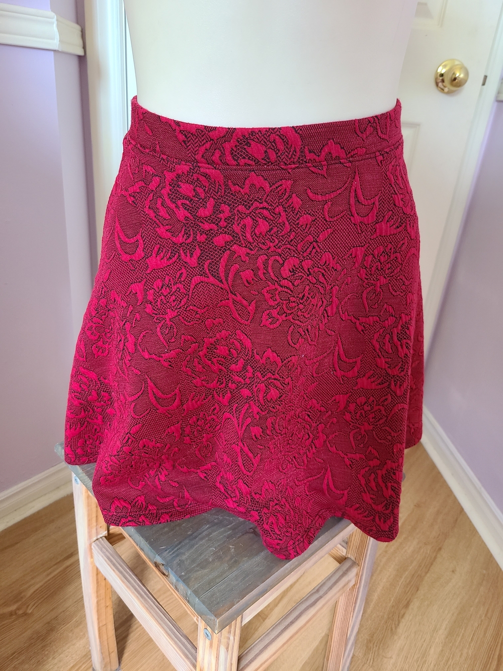 Forever 21 Fuchsia Floral Jacquard Skater Skirt